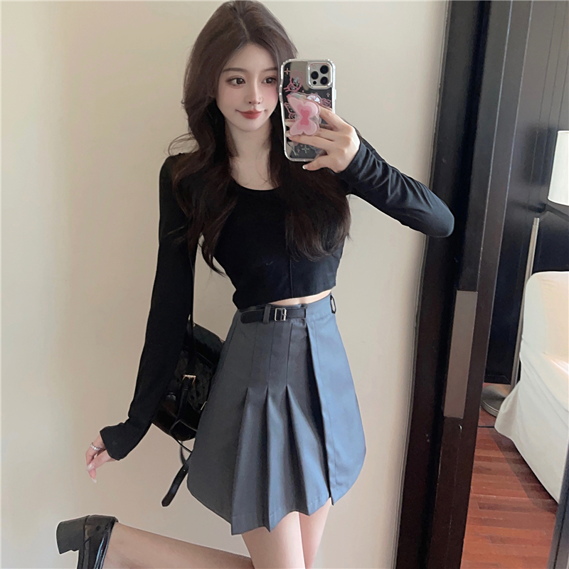 [Real shot] [Tmall quality] Autumn and winter women's Korean style pleated short skirt high waist slimming little black skirt half skirt