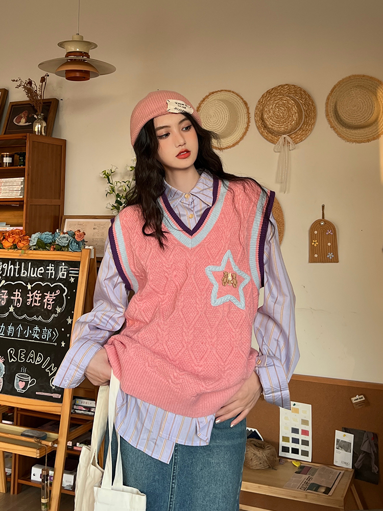 American retro college style knitted vest for women autumn star embroidered couple vest loose v-neck sleeveless sweater