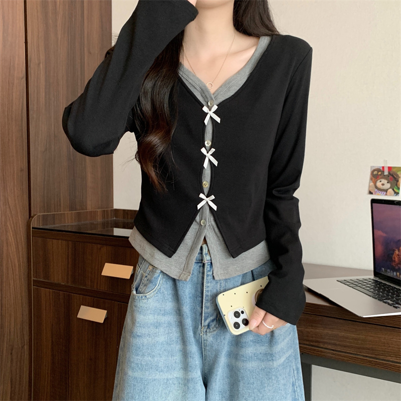 Morning collar [original fabric feels authentic] fake two-piece spliced ​​V-neck long-sleeved T-shirt early autumn slimming short top