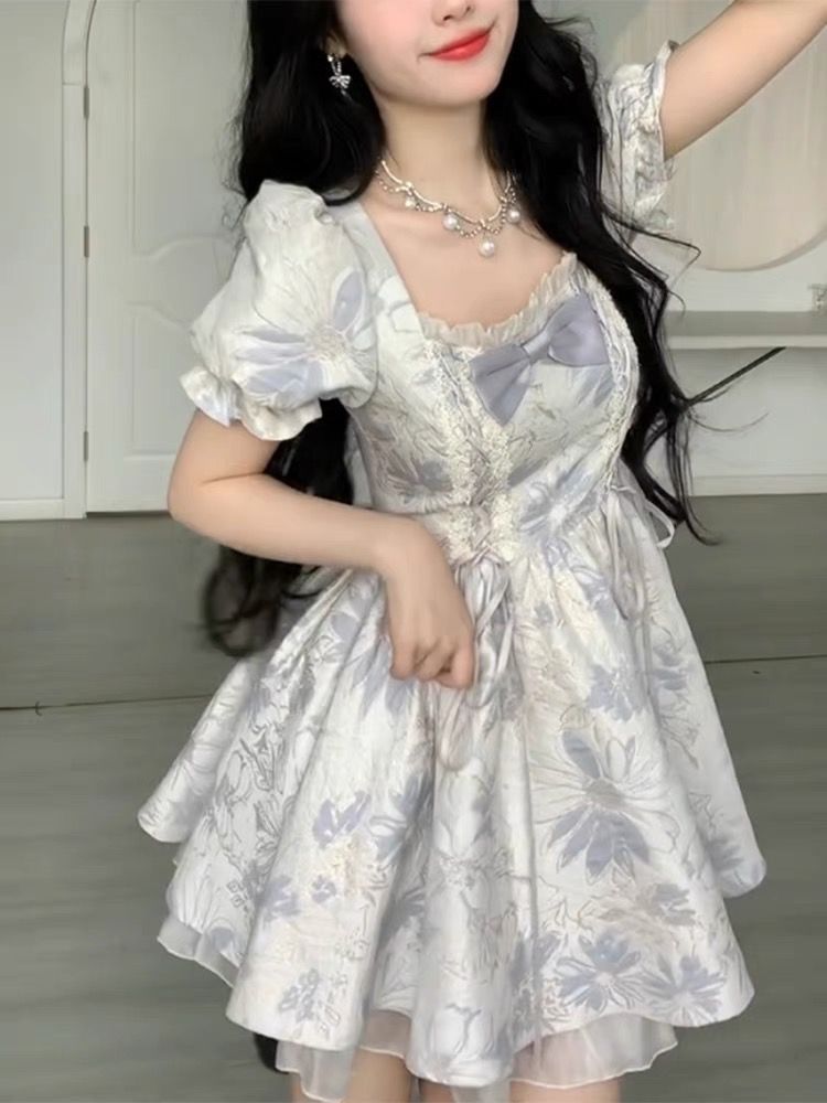 新款法式在逃公主蓝色提花蓬蓬裙连衣裙韩版春夏仙女超仙森系裙子