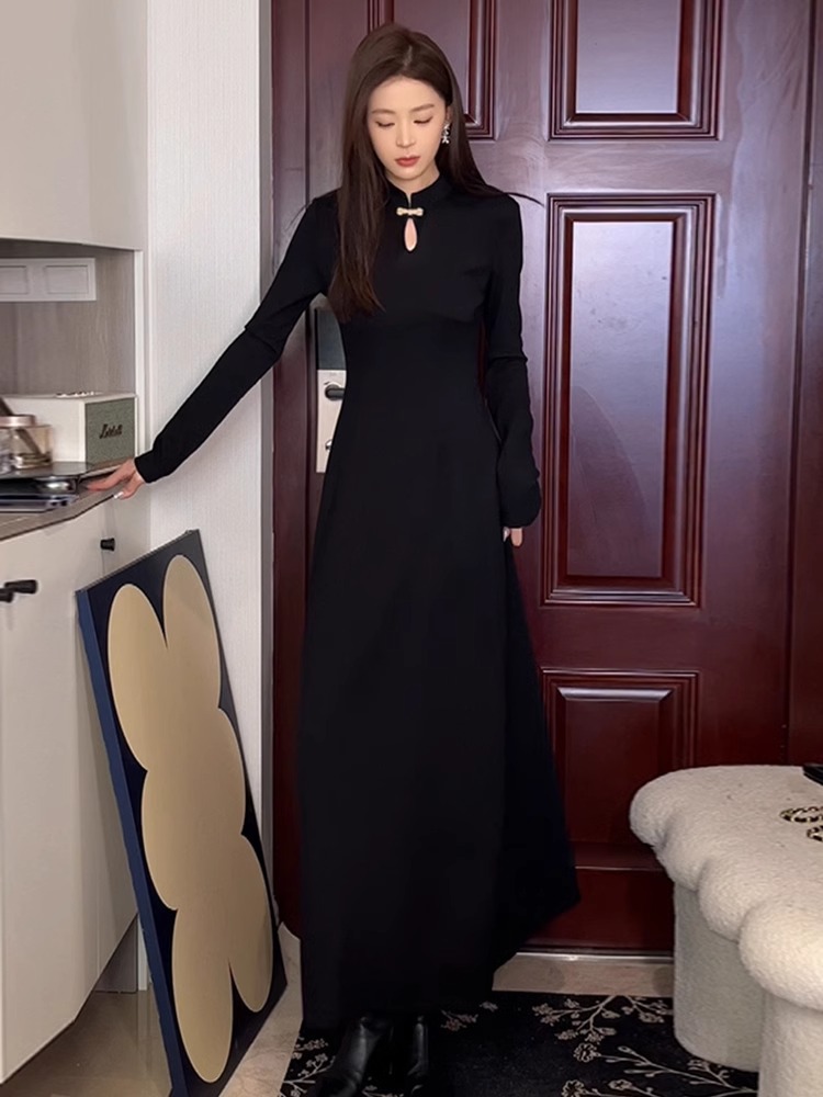 New Chinese style black dress for women in early autumn 2024 new style early spring wear long skirt cheongsam high-end