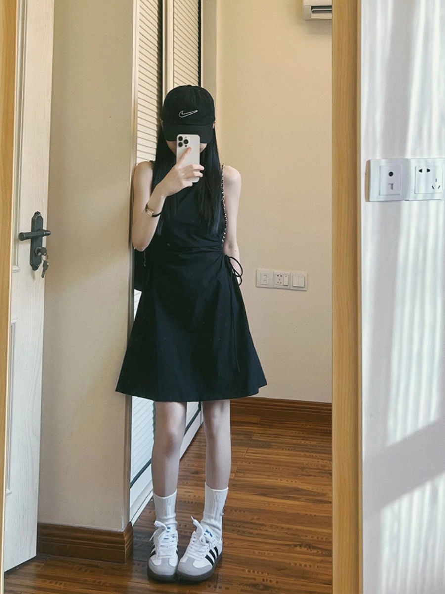 Designed black drawstring lace-up vest dress for women in summer loose age-reducing bud skirt short skirt