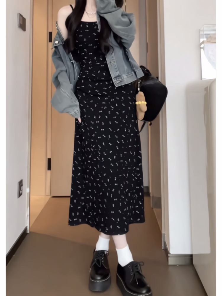 Matsumoto's 2024 spring and summer new style black floral slim-fitting suspender skirt temperament dress waist suspender skirt mourning