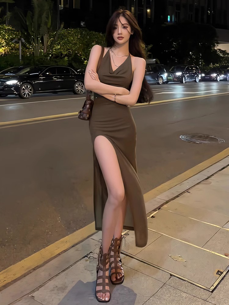 2024 new style V-neck temperament halter neck suspender dress for women summer high-end hot girl sexy slit hip-covering long skirt