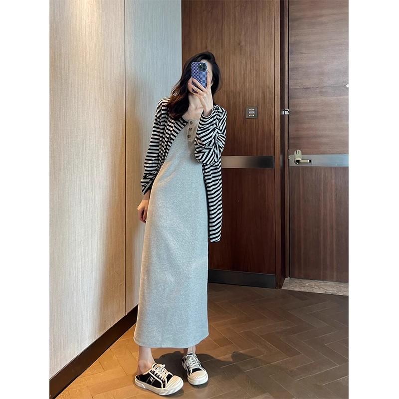 2024 new Korean style casual dress mid-length two-piece set for women spring and summer slim floral gray first love style