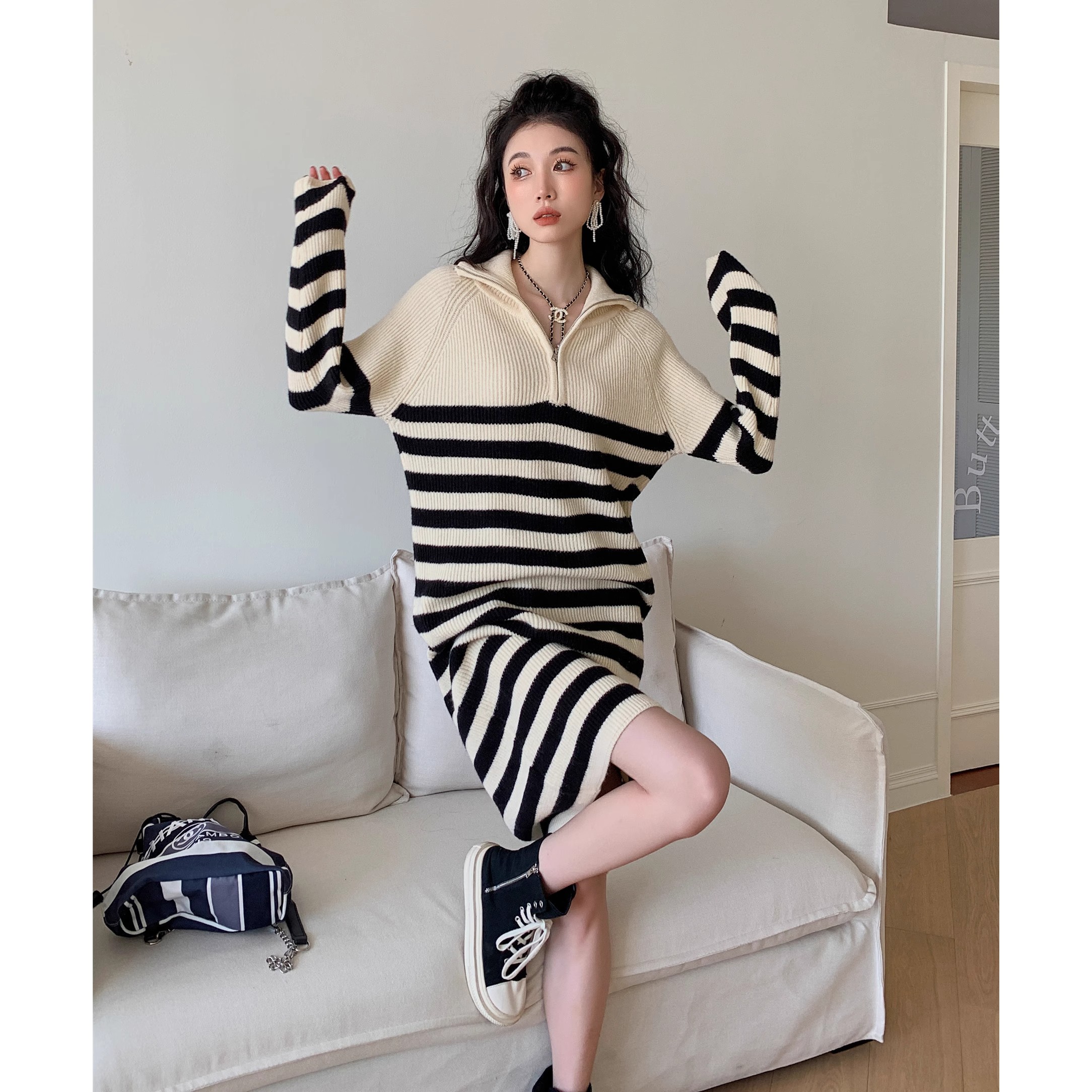 A large number of Tmall quality loose and thickened long knee-high striped knitted sweater dress long skirt