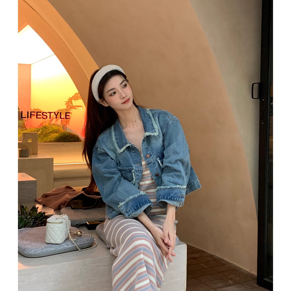 Dress Women's 2024 Spring and Summer Korean Style Straight Loose Slim Student Suspender Striped Knitted Skirt