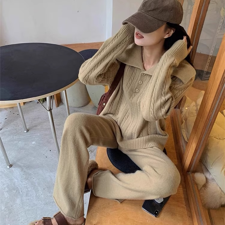 Fashion casual knitted suit for women in autumn and winter new style loose soft glutinous twist pullover sweater wide leg pants two piece set thick