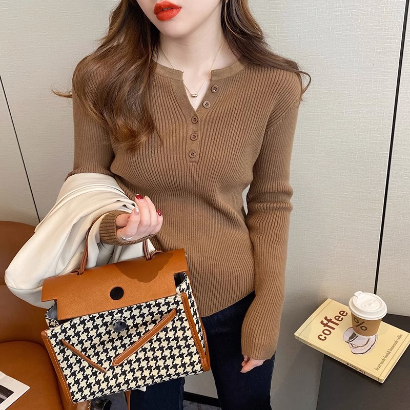 Western-style inner layering shirt for women early autumn thin  new style high-end slim and versatile long-sleeved sweater top