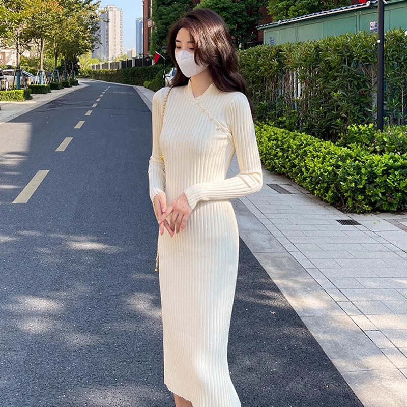 New Chinese style improved cheongsam with knitted dress for women autumn and winter slim fit mid-length slit sweater skirt