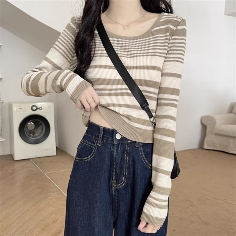 Spring and Autumn round neck striped T-shirt for hot girls, slim fit, knitted bottoming shirt, navel-baring short long-sleeved top