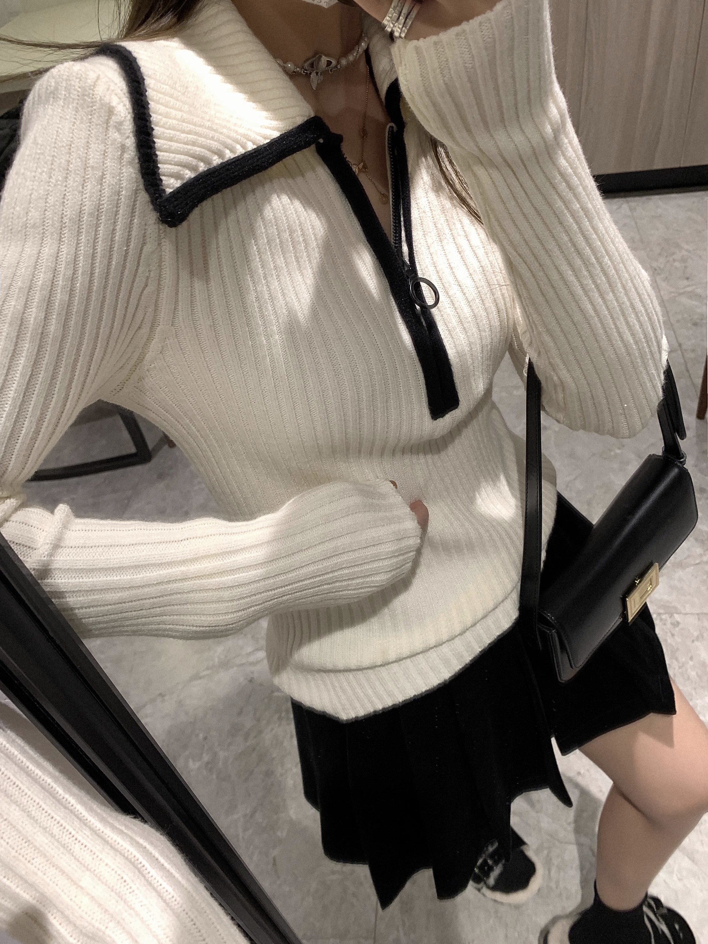 A large number of zipper lapel sweaters for women in autumn and winter, long-sleeved inner wear, slim-fitting high-end tops, knitted bottoming shirts