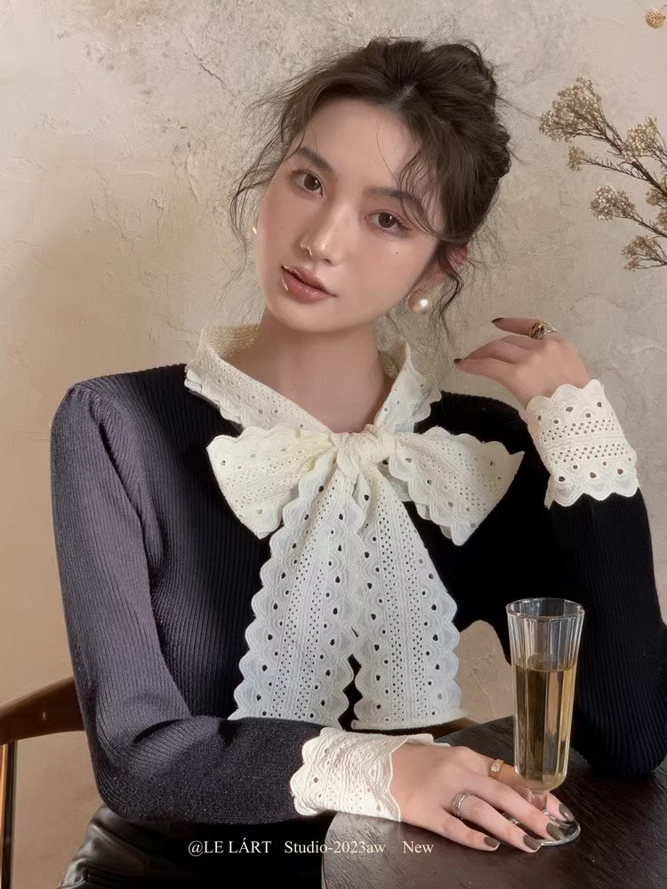 Autumn and winter fashionable French knitwear slimming high-end sweet lace bow sweater for women