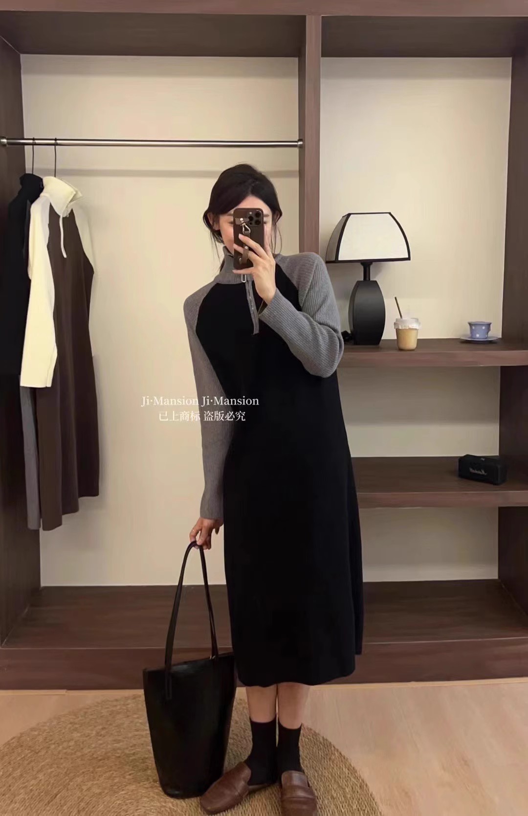 High-end design niche contrasting color loose mid-length over-the-knee knitted sweater bottoming dress