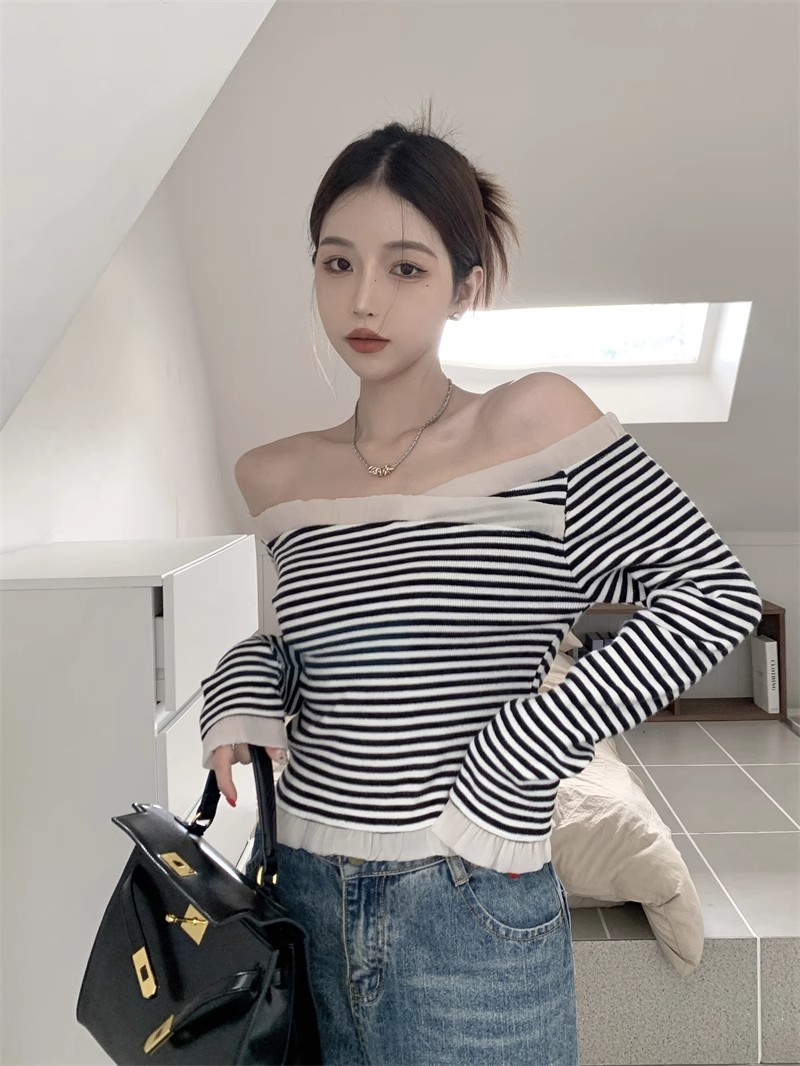 A large number of Tmall quality design niche one-line collar striped knitted bottoming shirt tops for women