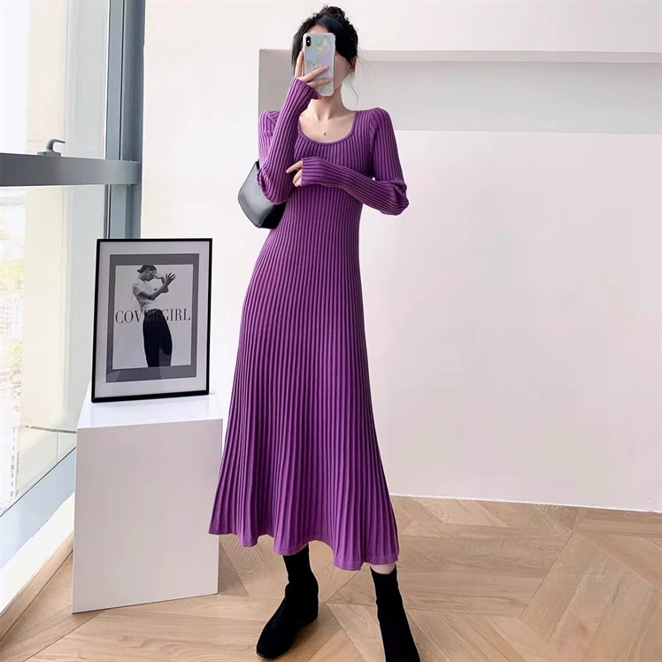 Elegant socialite hot mom autumn and winter purple long-sleeved knitted square-neck dress with a bottoming A-line skirt