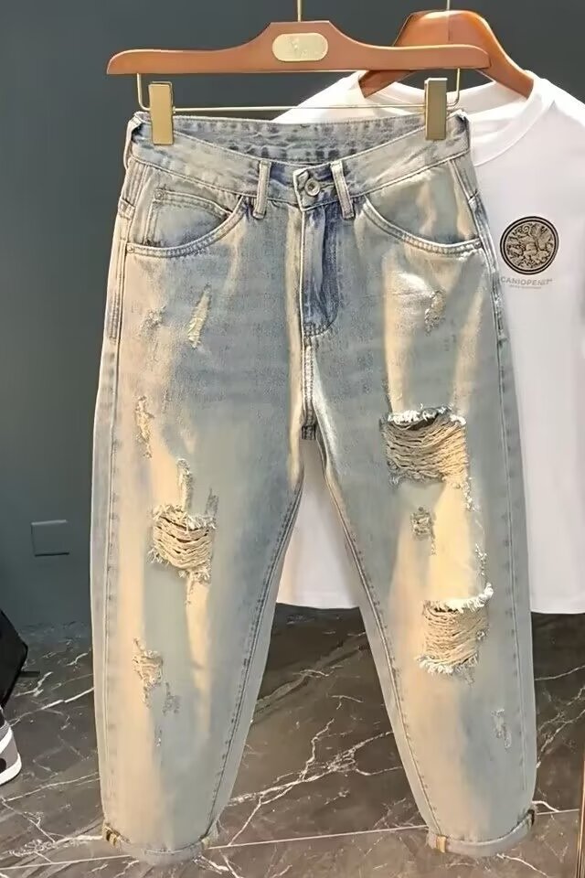 Can be returned and exchanged in second batch, spring and autumn jeans, new trendy retro small straight, breathable, versatile, slimming and ripped pants