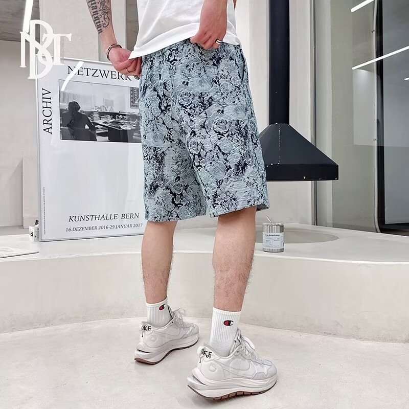 Summer thin quarter shorts for men, fashionable and versatile casual shorts for men