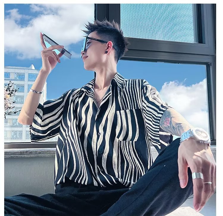 Striped loose shirt men's 2024 summer new shirt age-reducing handsome high-end top