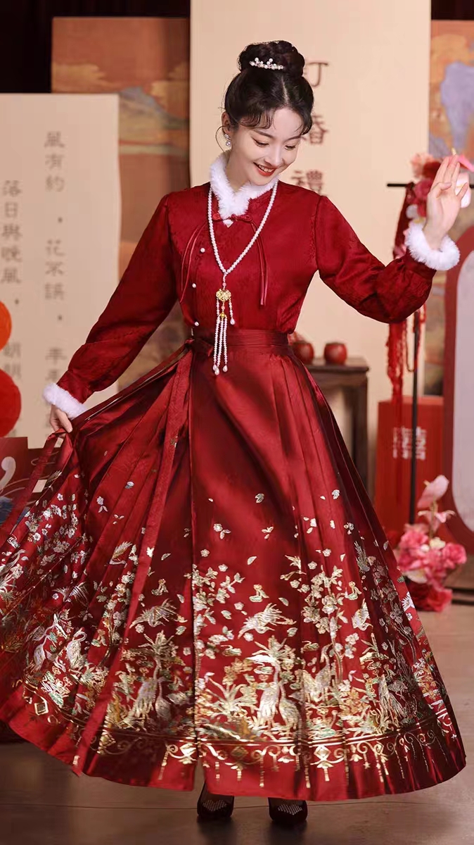 红色马面裙敬酒服2023新款新娘结婚订婚礼服女冬季加绒加厚高级感